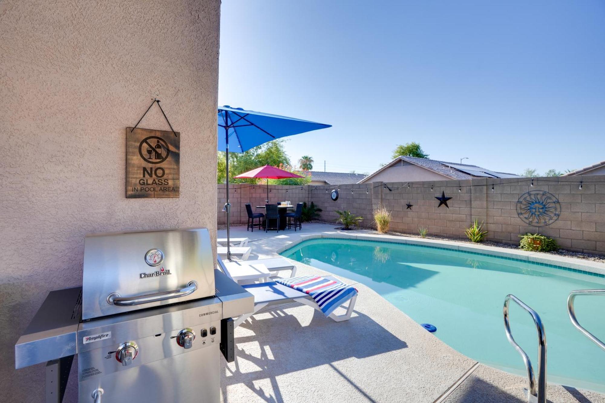 Вилла Sunny Surprise Getaway With Private Yard And Pool Экстерьер фото